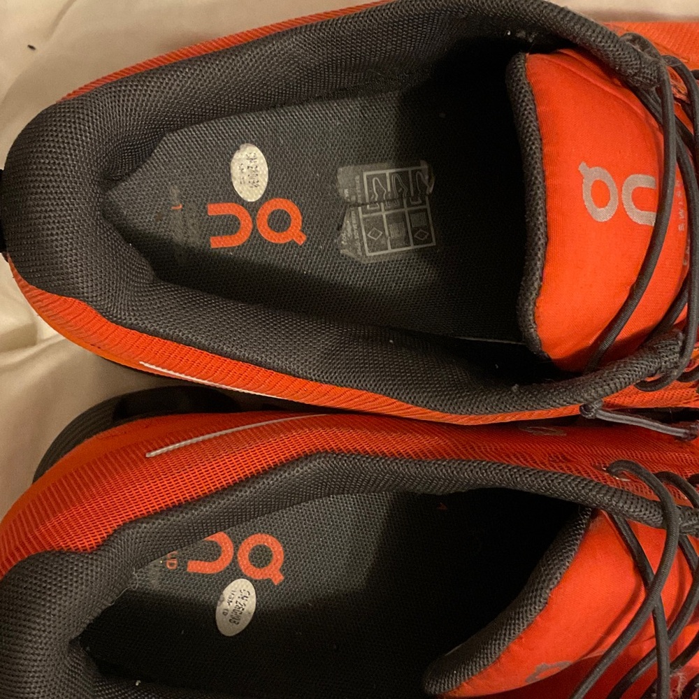 On Running Men’s Athletic Shoes in Bright Orange with Black Soles - Picture 3 of 3